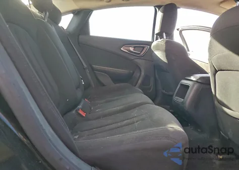 2016 Chrysler 200 Limited z USA, uszkodzony, nr VIN 1C3CCCAB0GN149483